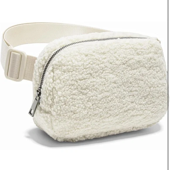 White Sherpa Belt Bag - Picture 6 of 7